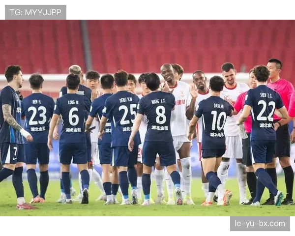 不来梅焕新阵容整装待发，剑指新赛季重塑辉煌