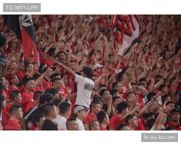 中日球队再燃战火，亚冠联赛巅峰对决引球迷热盼