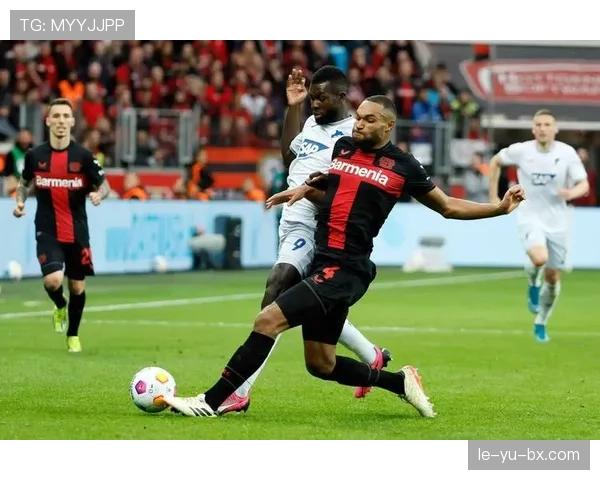 普鲁士公园球场点燃新赛季战火，德甲劲旅主场迎战强敌