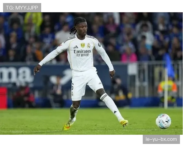 卡马文加欧冠经验积累