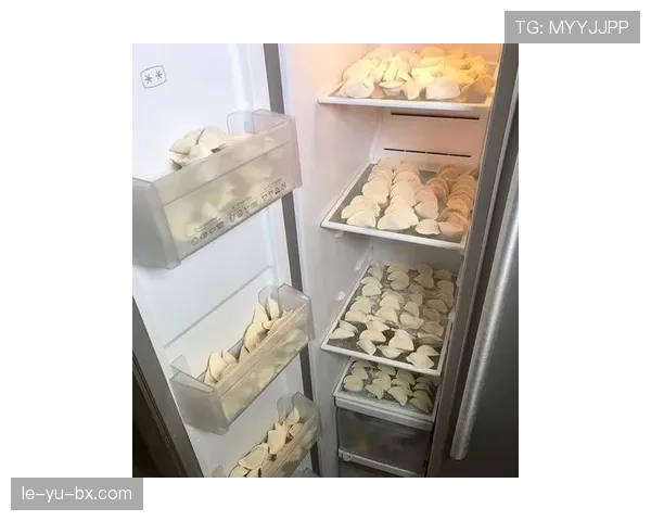 陈梦家的冰箱里居然塞满了能量胶？